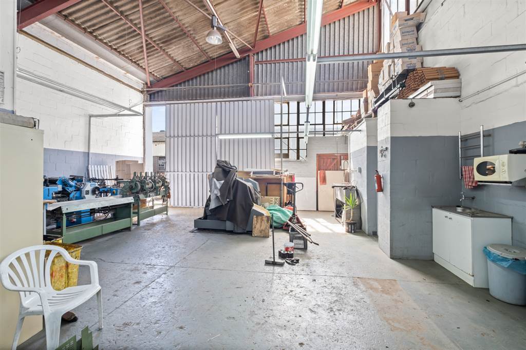 209  m² Industrial space in Kuilsriver photo number 12