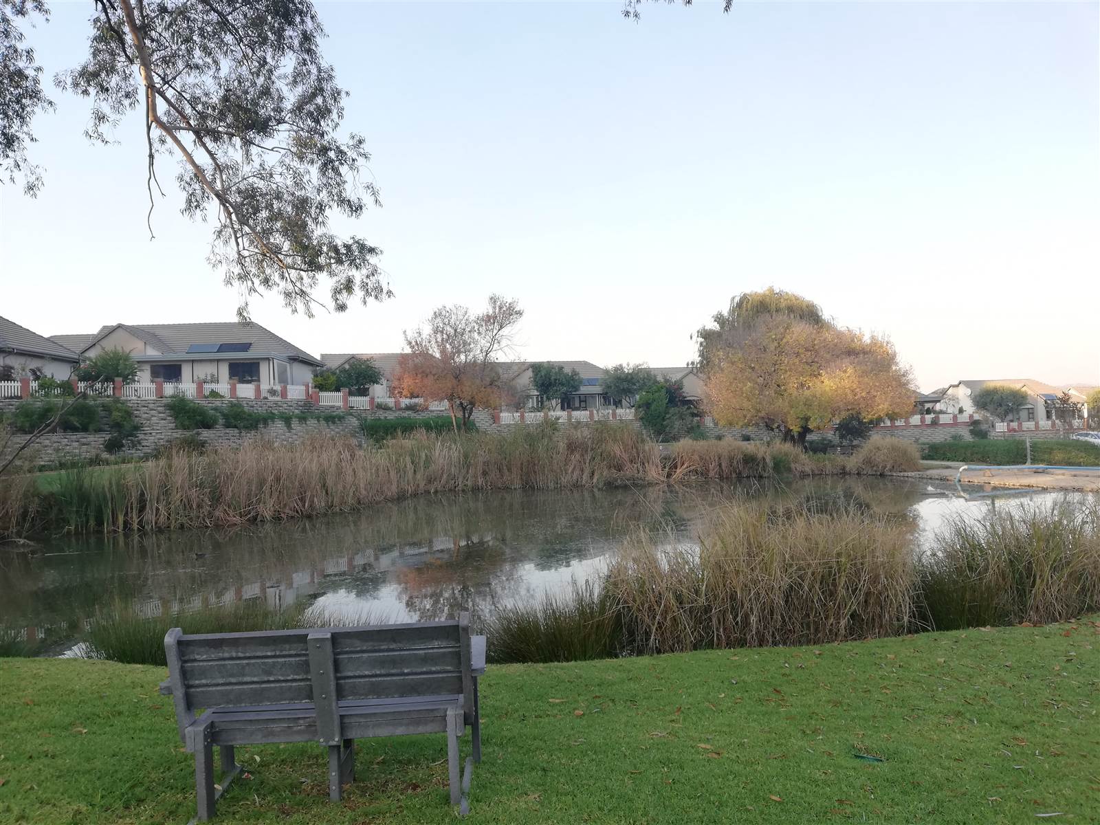1 Bed Apartment in Douglasdale photo number 1