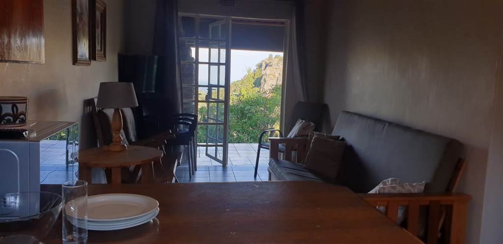 1 Bed Apartment in Graskop photo number 30