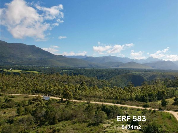 5474 m² Land available in The Crags