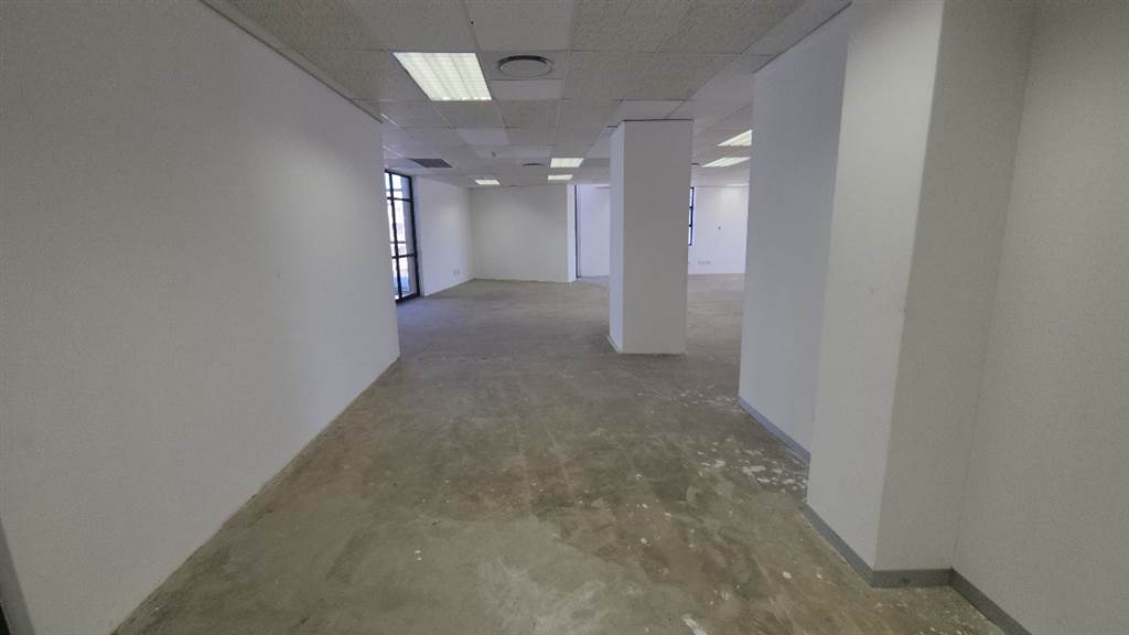 221  m² Commercial space in Brooklyn photo number 4