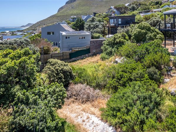 496 m² Land available in Scarborough