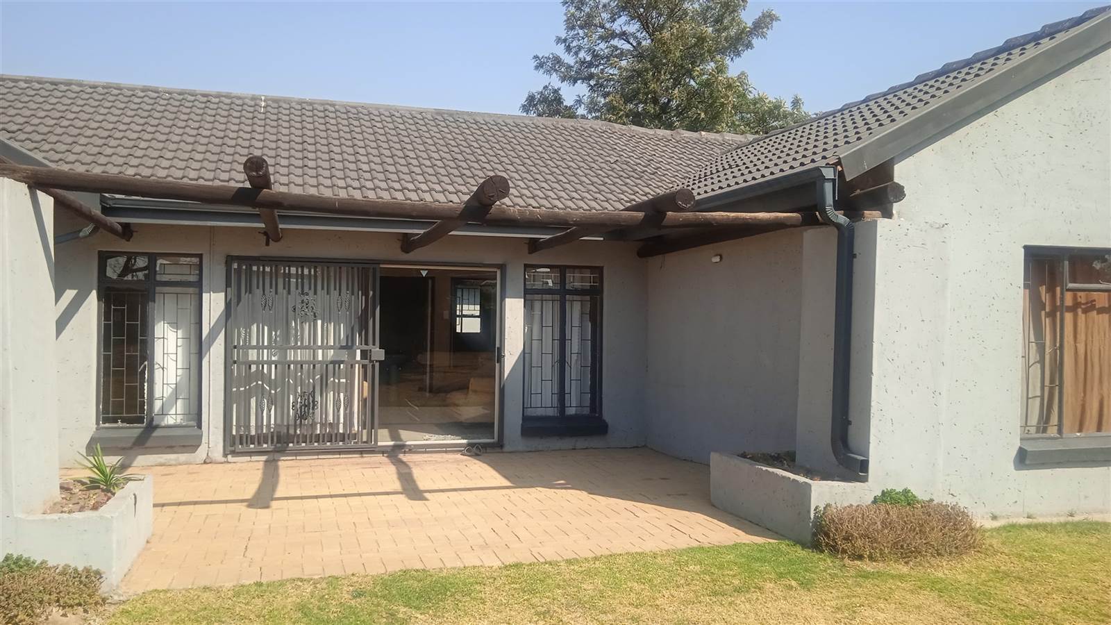 9 Bed House in Vereeniging photo number 20