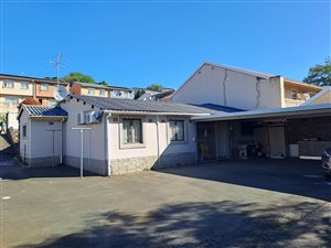 4 Bed House in Stanmore