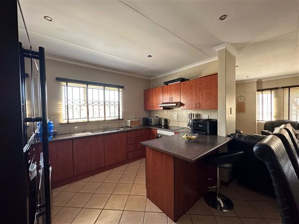 3 Bed House in Highveld Park
