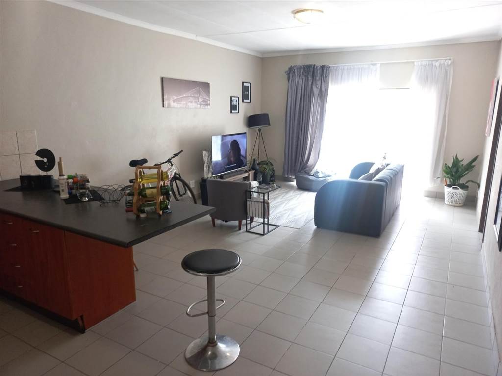1 Bed Apartment in Penina Park photo number 4