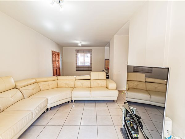 2 Bed Apartment