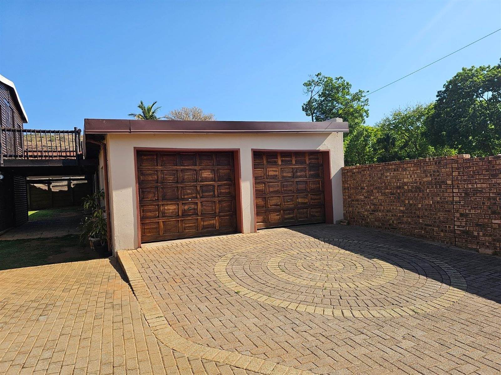 4 Bed House in Pretoria Gardens photo number 2