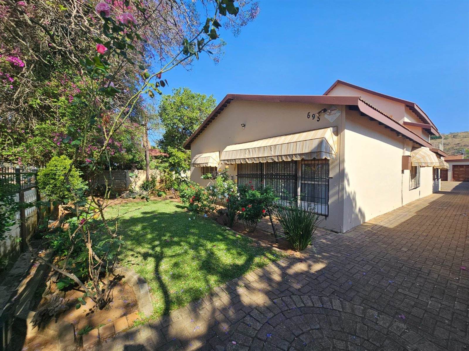 4 Bed House in Pretoria Gardens photo number 1