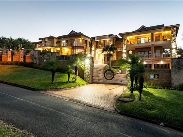 6 Bedroom House 6 Bedroom House
