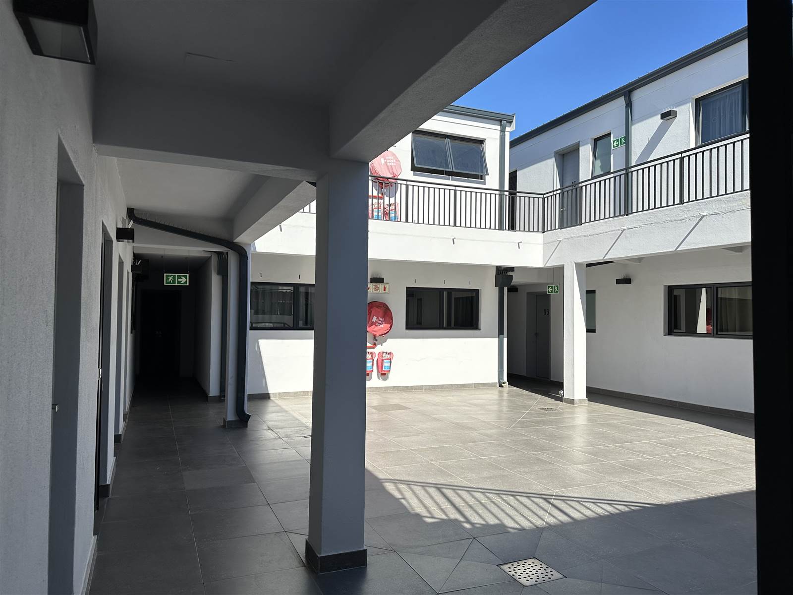 1 Bed Apartment in Somerset West Central photo number 21