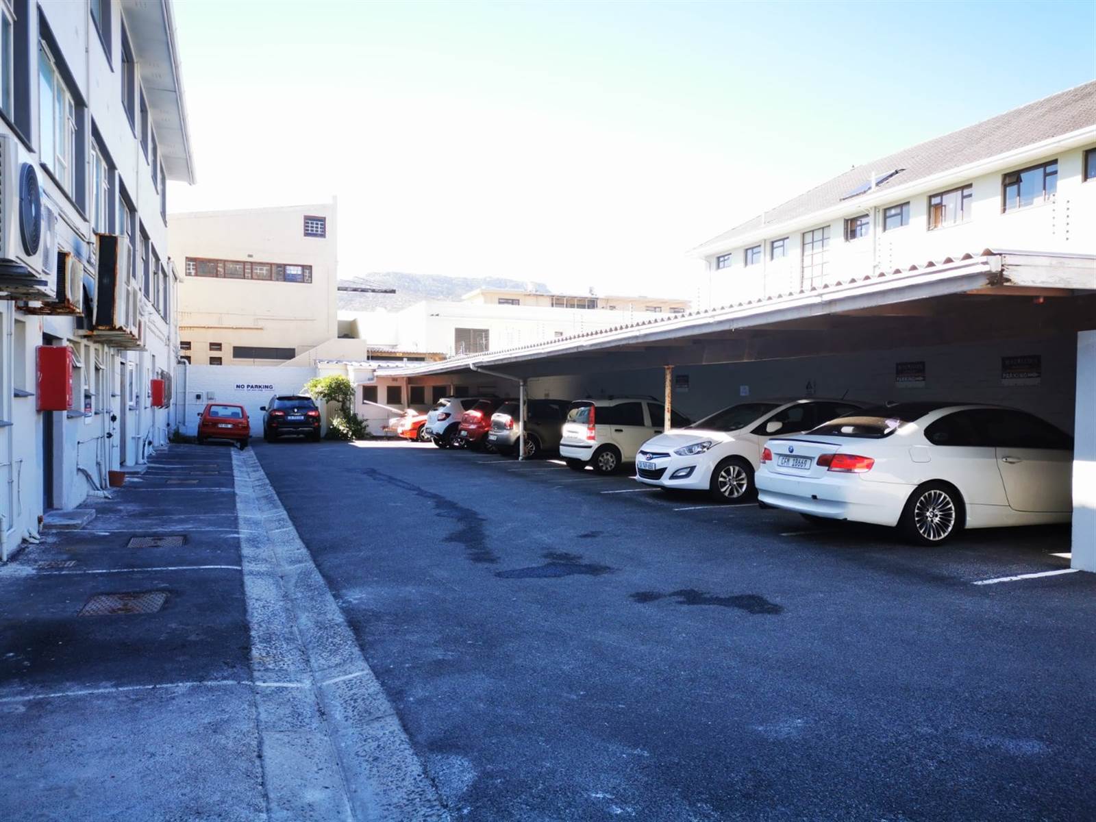 24  m² Commercial space in Fish Hoek photo number 11