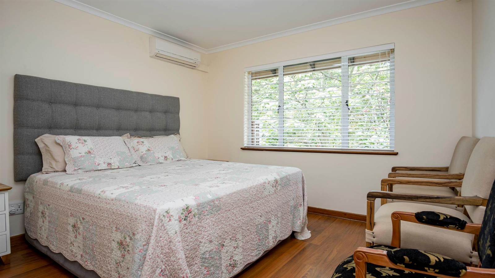 5 Bed House in Mt Edgecombe photo number 21
