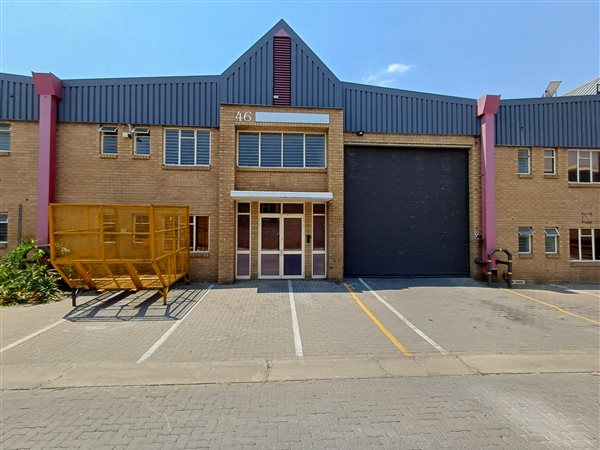 426  m² Industrial space