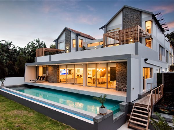 6 Bedroom House 6 Bedroom House