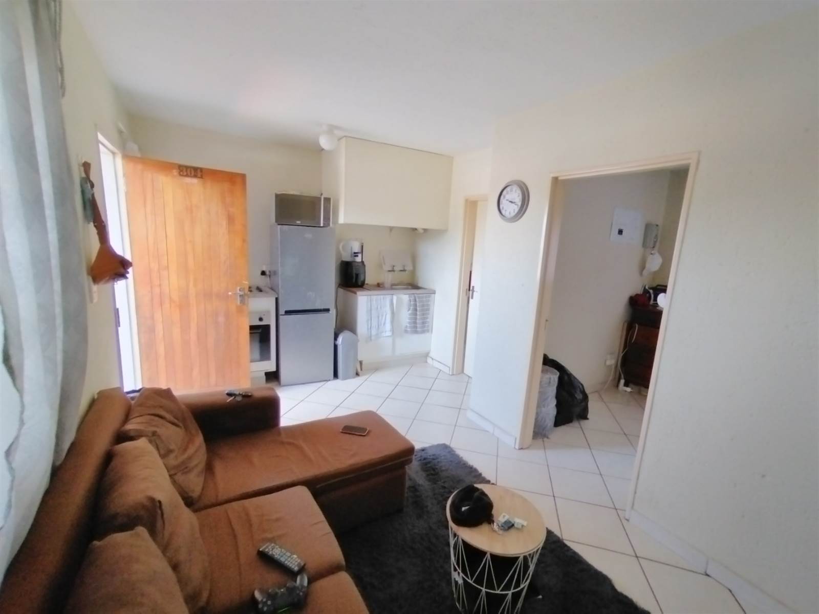 1 Bed Apartment in Randfontein Central photo number 8