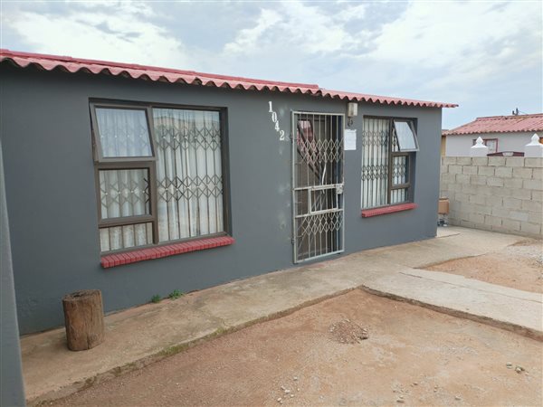 2 Bed House in Kwazakhele