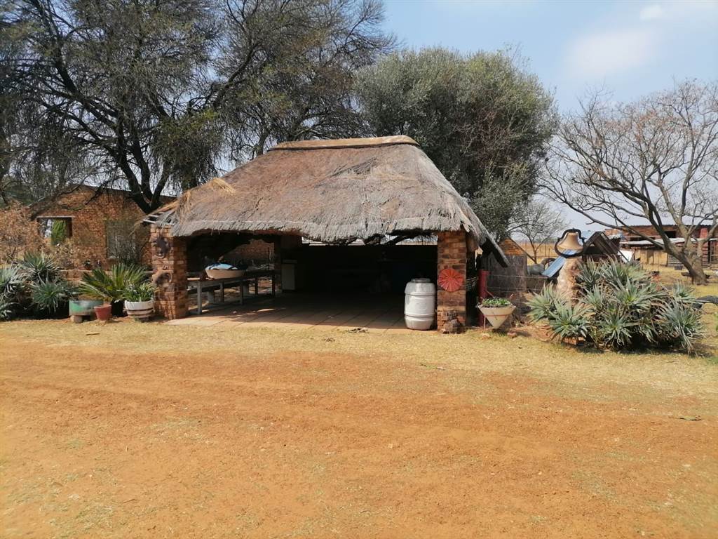 21 ha Farm in Randfontein photo number 30
