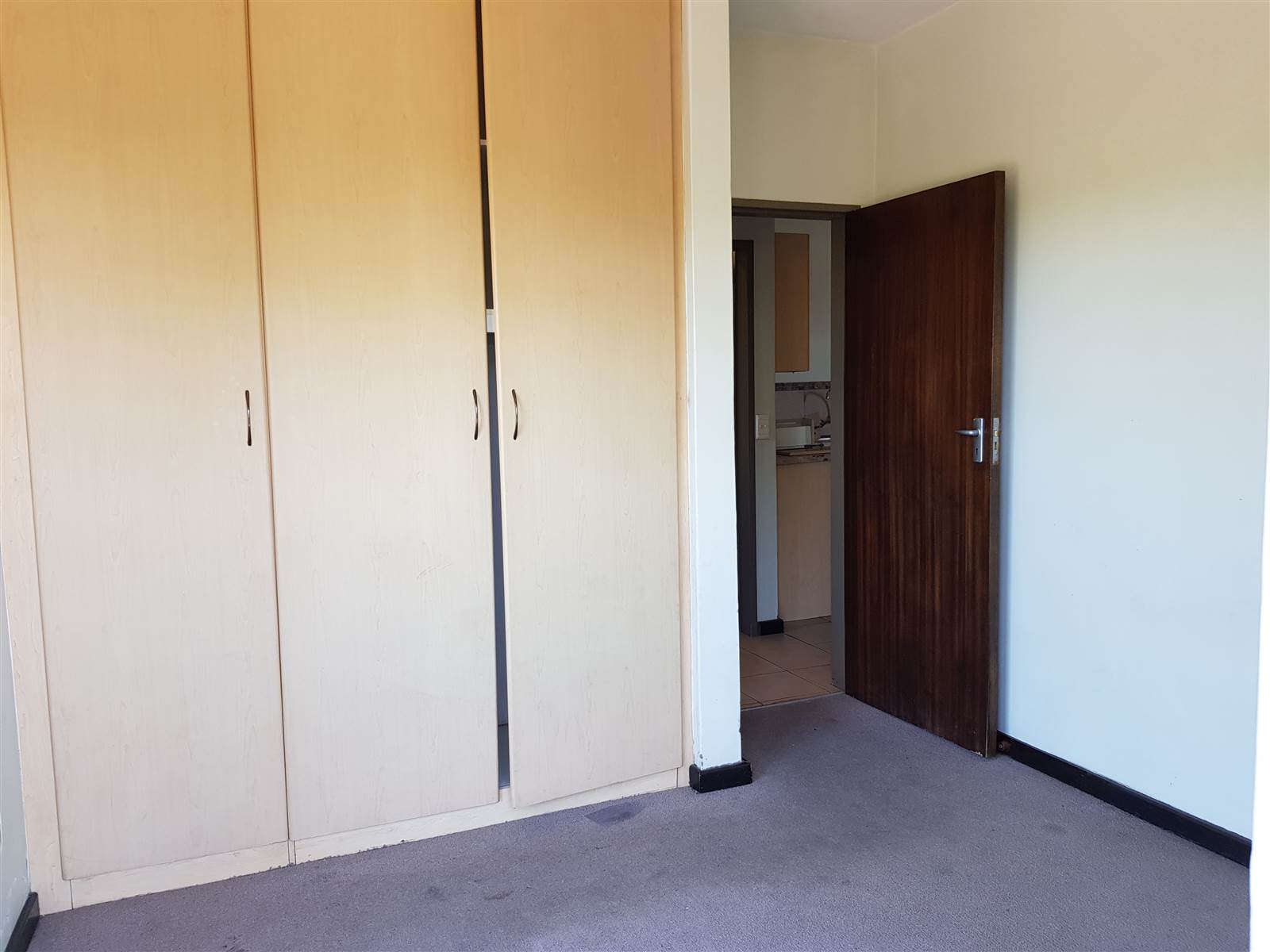 1 Bed Flat in Witbank Central photo number 7