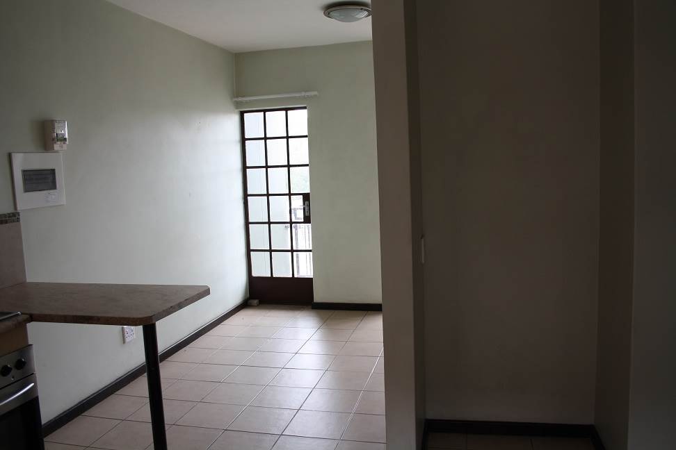 1 Bed Flat in Witbank Central photo number 11