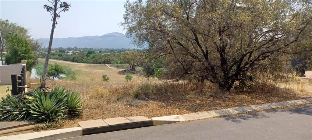 700 m² Land available in The Coves photo number 2