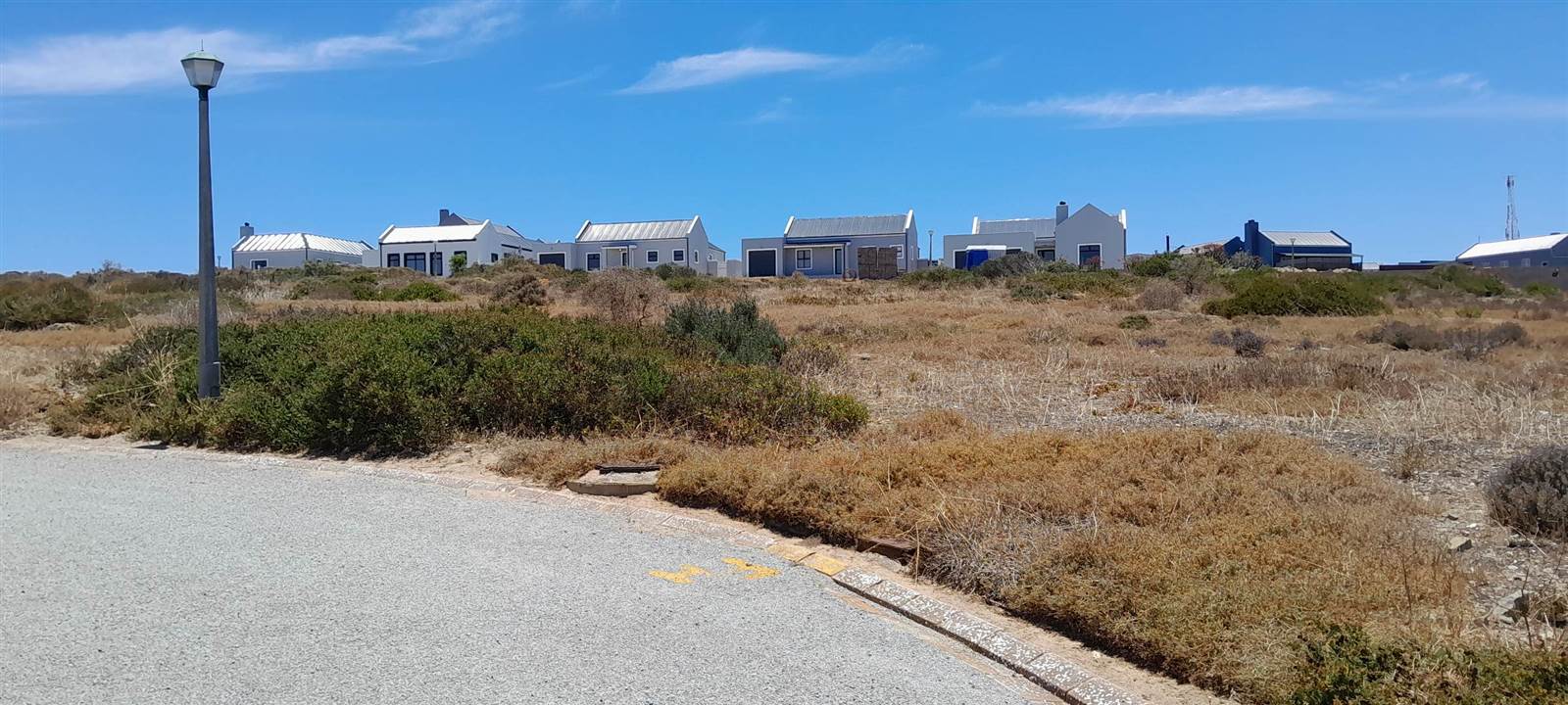 667 m² Land available in Saldanha photo number 2