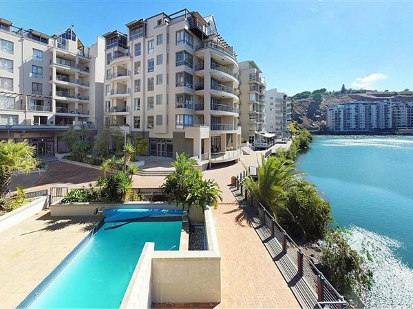 3 Bed Penthouse in Tyger Waterfront