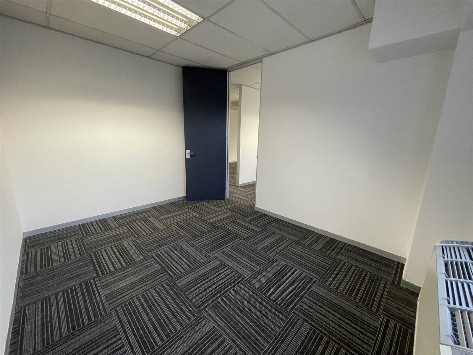 528  m² Commercial space in Rosebank photo number 10