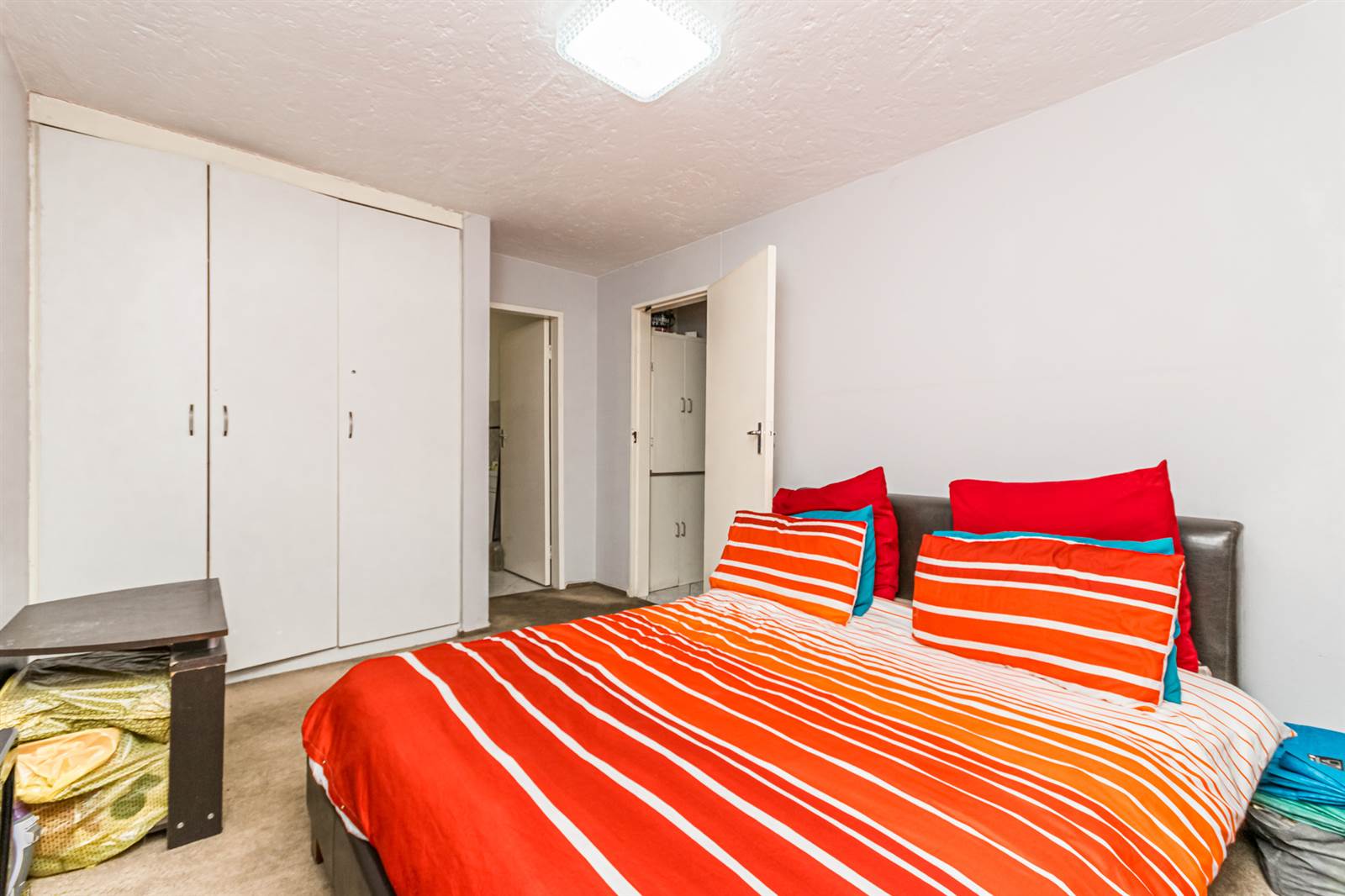 1 Bed Apartment in Maraisburg photo number 10