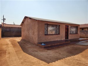2 Bed House in Soshanguve