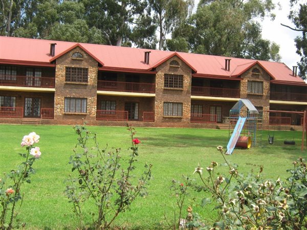 2 Bed Apartment in Dullstroom
