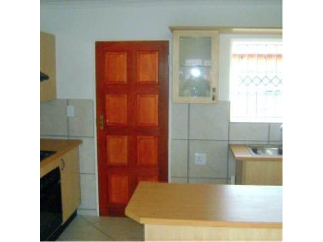 3 Bed House in Pretoria North photo number 5