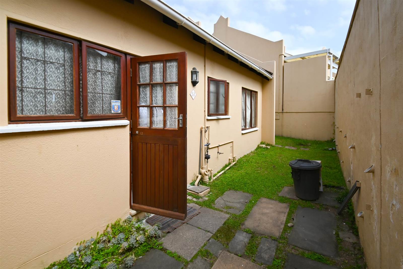 2 Bed Townhouse in New Germany photo number 15