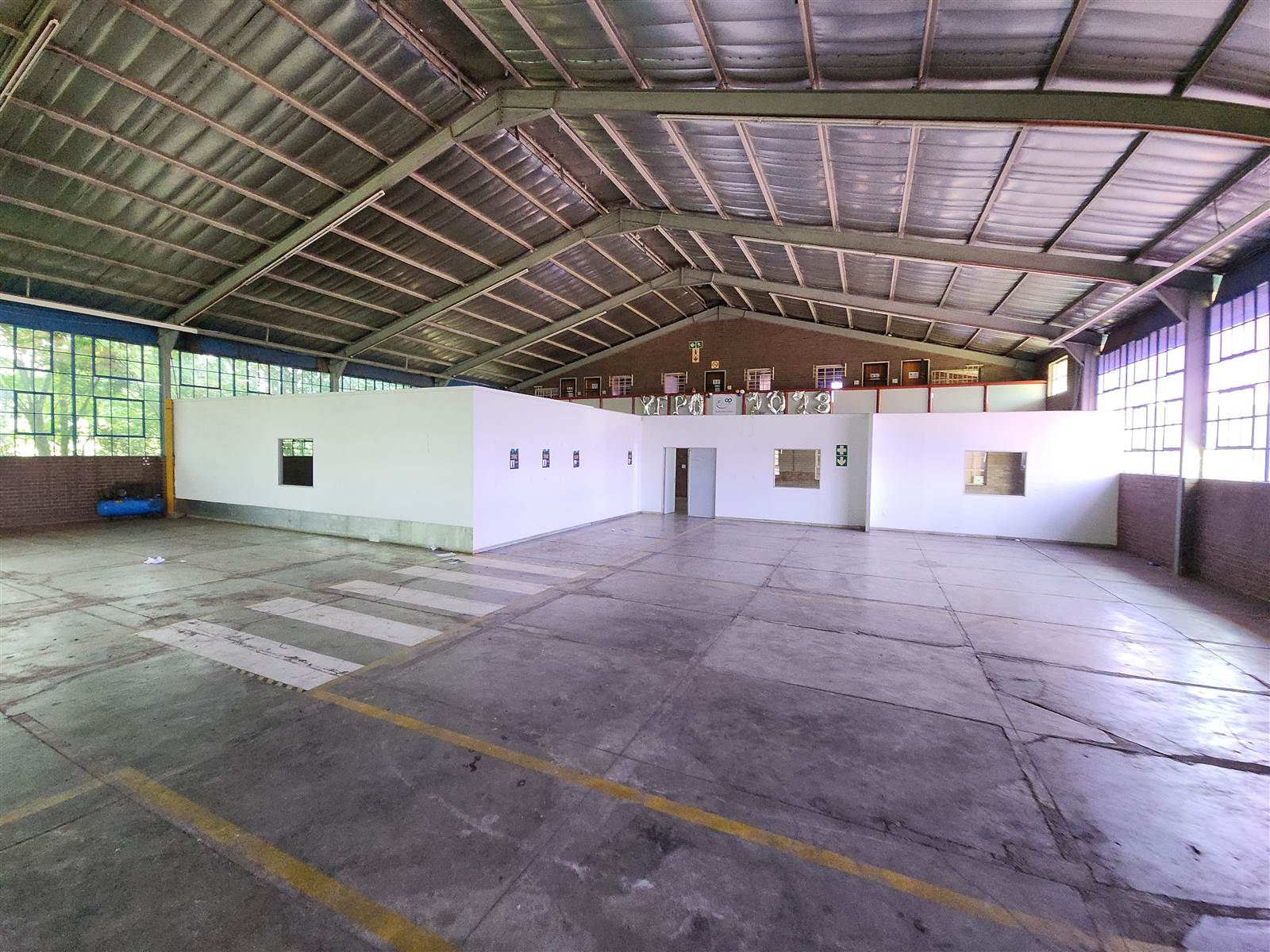 2500  m² Industrial space in Rosslyn photo number 12