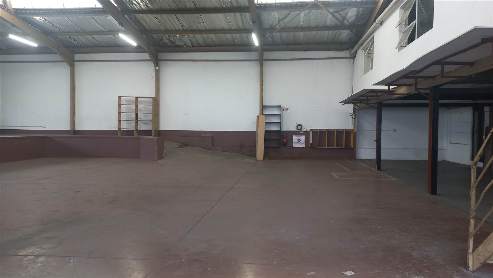 880  m² Industrial space in Jet Park photo number 5