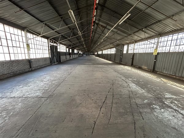 1 025 m² Industrial space 1 025 m² Industrial space