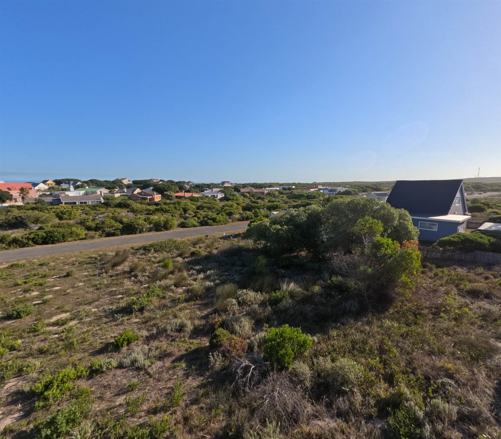 1040 m² Land available in Kleinbaai photo number 8