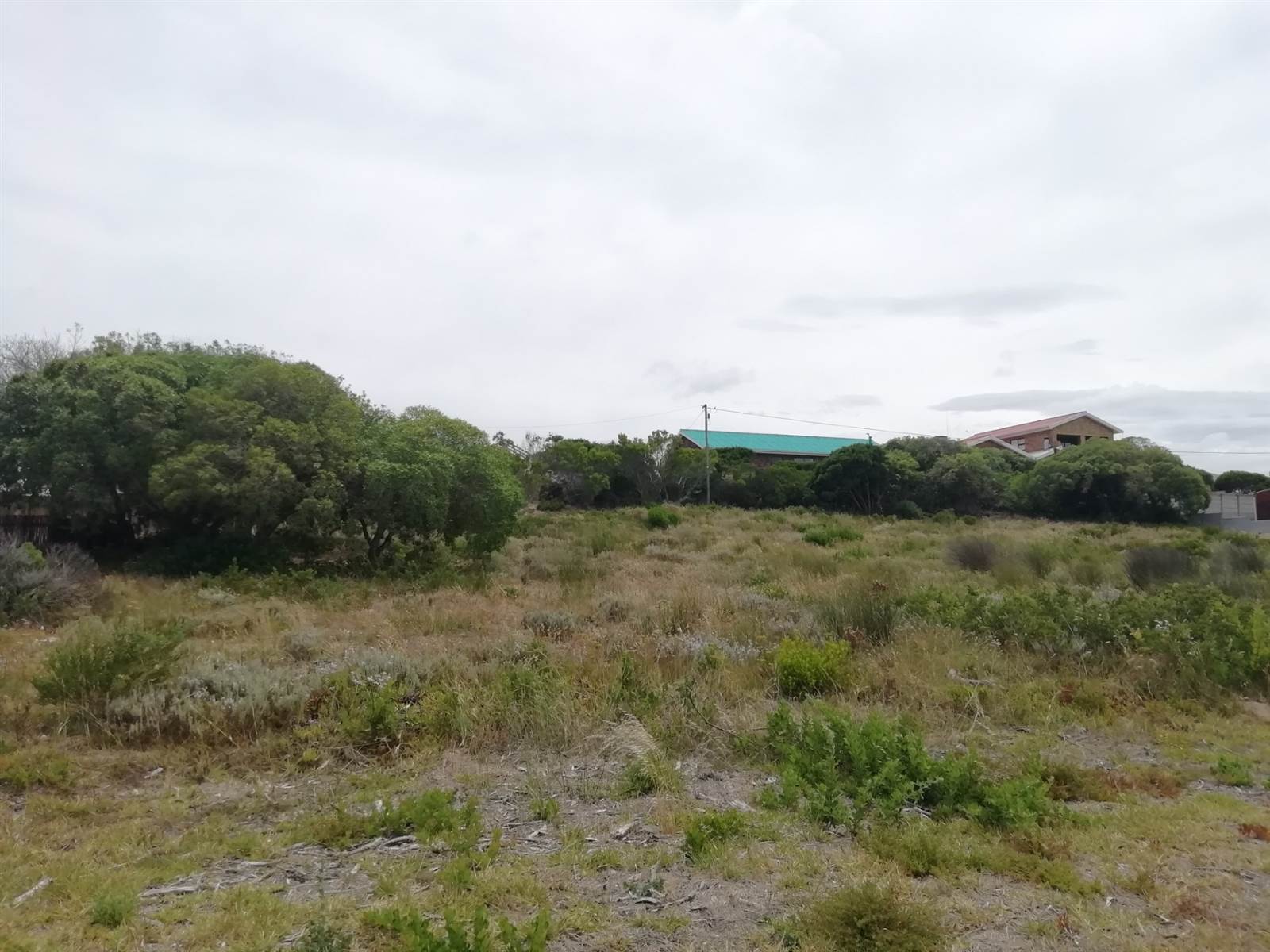 1040 m² Land available in Kleinbaai photo number 2