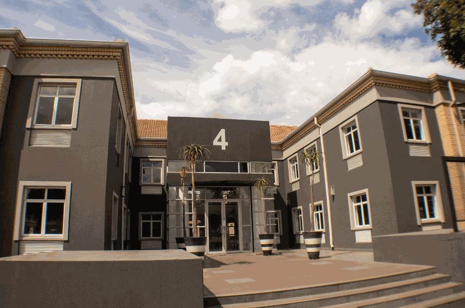 160  m² Office Space in Fourways photo number 12