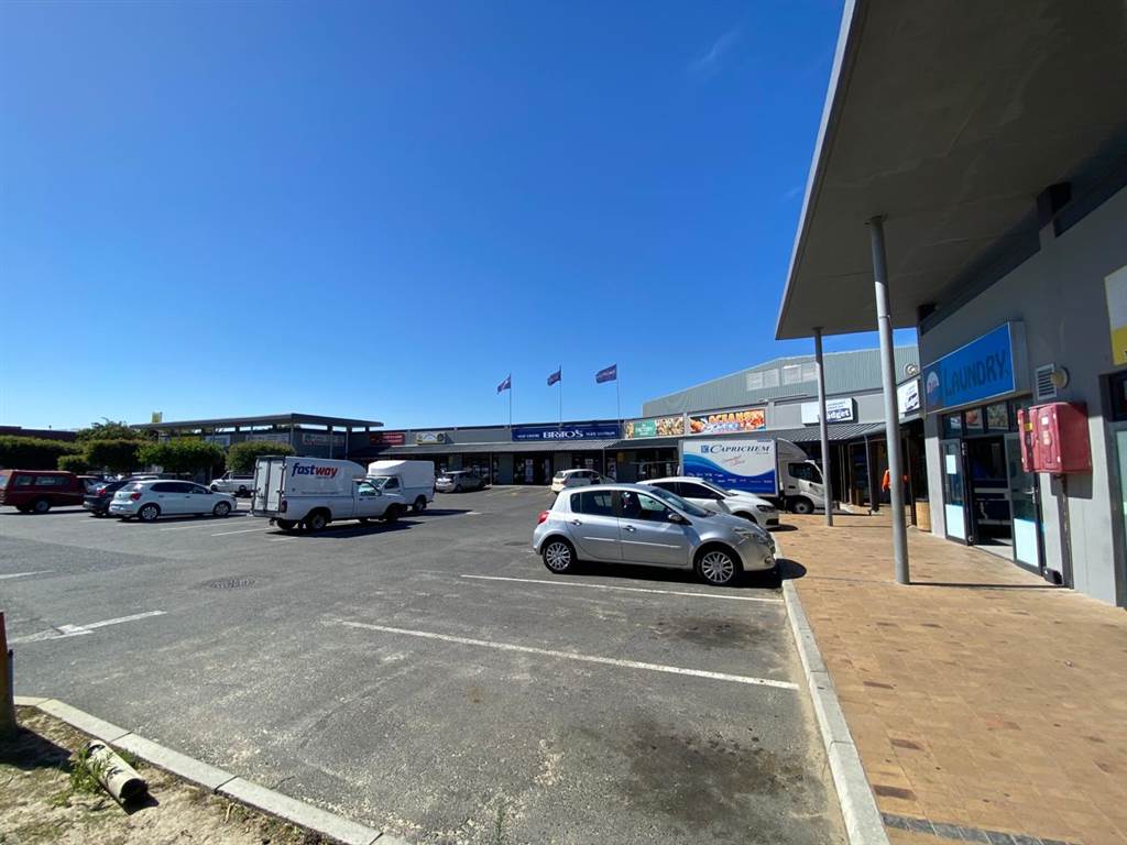 50  m² Retail Space in Montague Gardens photo number 1