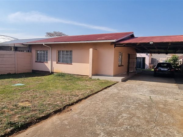 3 Bedroom House 3 Bedroom House