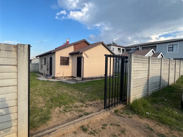 3 Bed House in Olievenhoutbos
