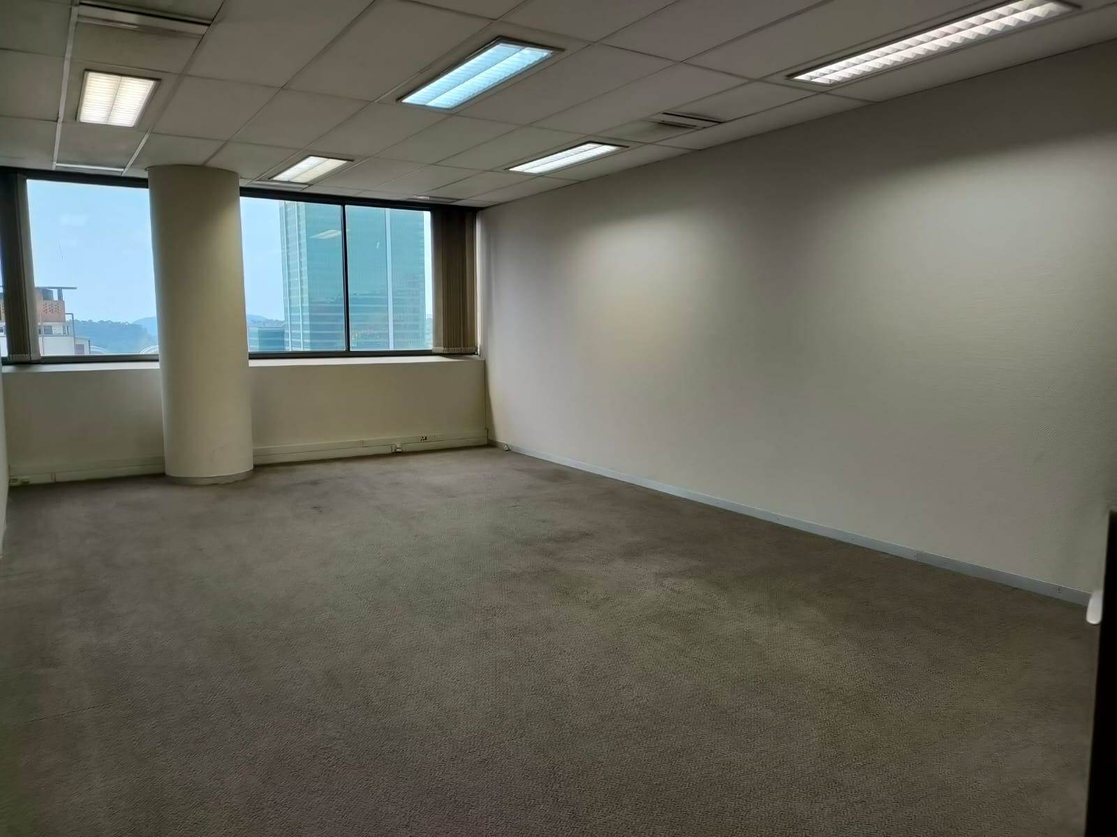 737  m² Commercial space in Pretoria Central photo number 2