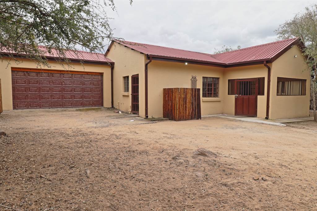 4 Bed House in Marloth Park photo number 20