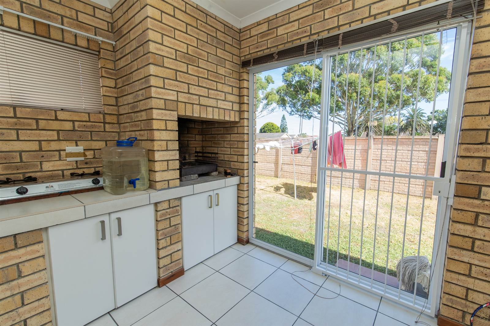 3 Bed Townhouse in Parsons Vlei photo number 28
