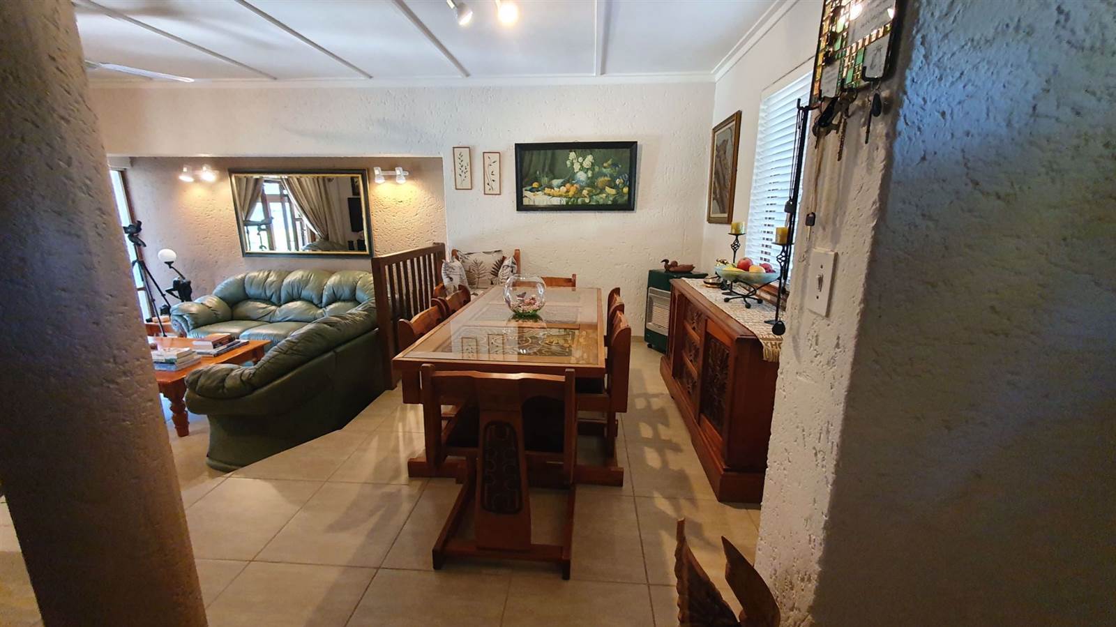 4 Bed Townhouse in Hartbeespoort Dam photo number 8