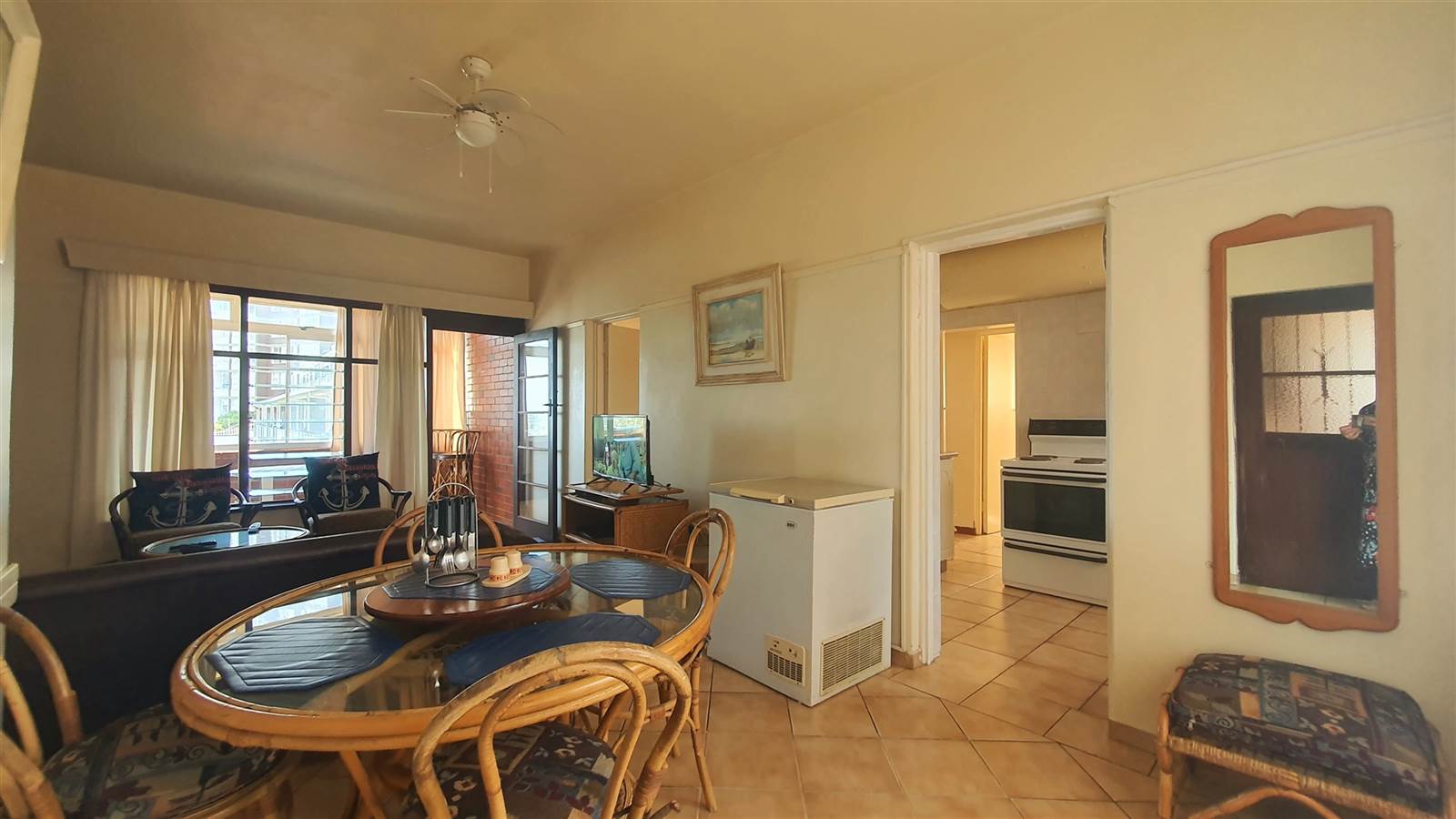 1 Bed Flat in Scottburgh Central photo number 6