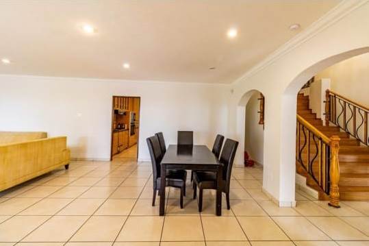 5 Bed House in Waterkloof Ridge photo number 5