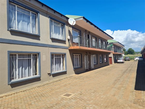 3 Bedroom Apartment 3 Bedroom Apartment