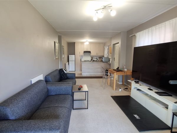 2 Bed Apartment in Goedemoed